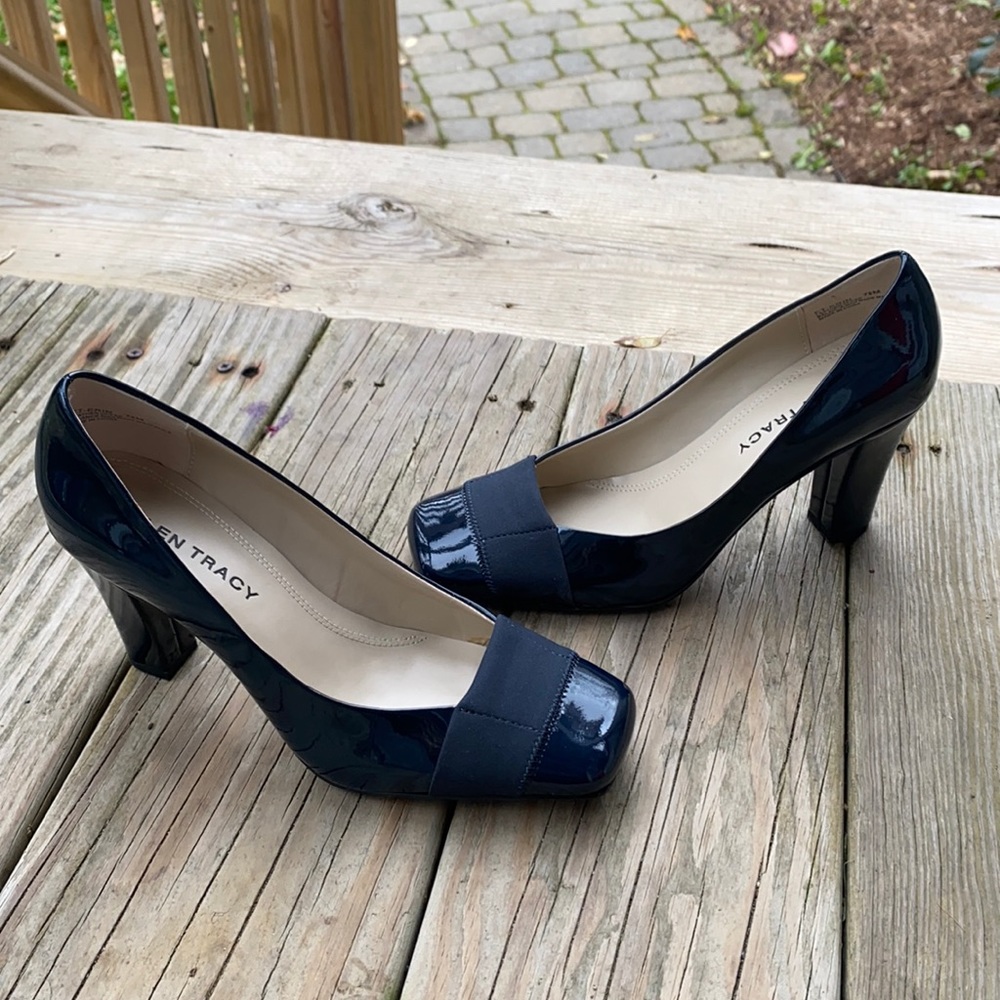 Ellen Tracy 3” Pumps, Black with charcoal fabric detail, Size 7-1/2”